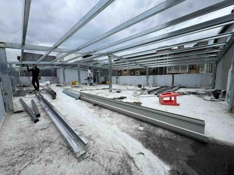 專業鐵工「效率、品質、價格合理」 - 公寓頂樓防水工程