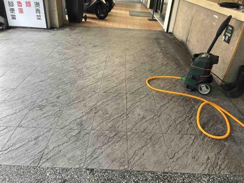 林育賢 - 清洗前