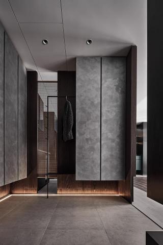 Zeezee - 於前公司任職內完成的作品