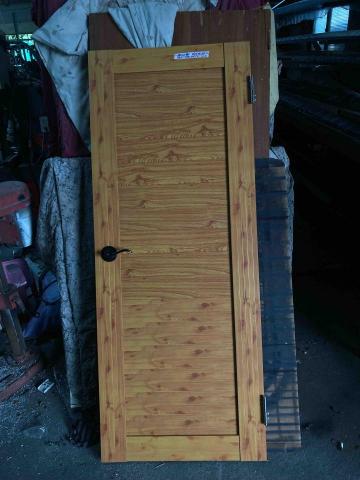 全美鋁門窗 - 木紋色鋁門