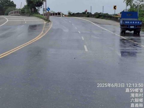 力鑫水車工程有限公司 - 把路面沖洗的乾乾淨淨
避免發生交通意外