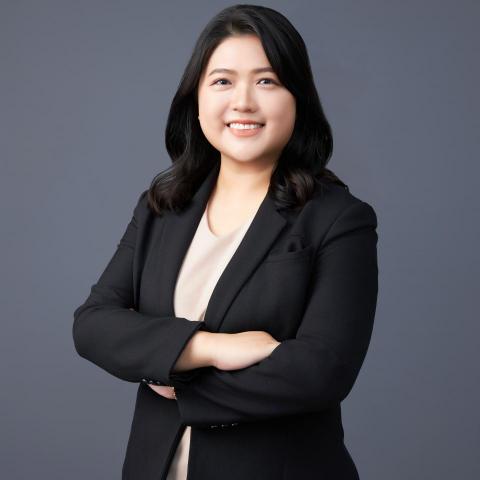 提供法律顧問服務的專家張君憶律師