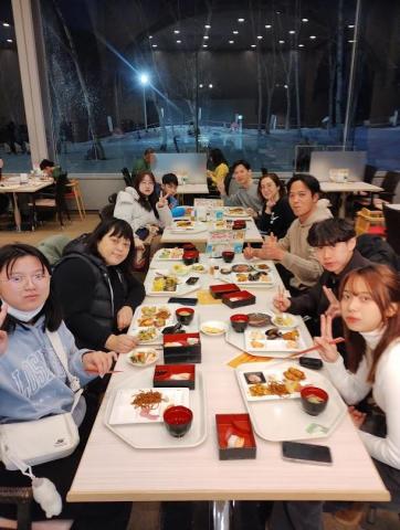 鄭paul日語生活旅遊會話 - 帶學生到日本滑雪