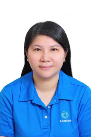 黃子菲 - 我是到府保母，子菲，請多指教！！