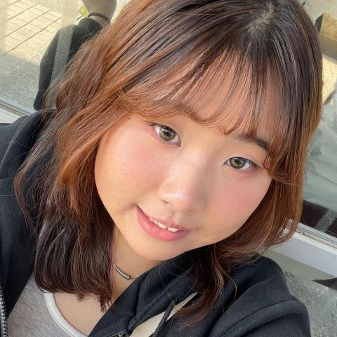 提供姐姐服務的專家施伊淳