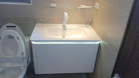 楊智水電匠 - 浴櫃安裝 楊智水電匠 - 浴櫃安裝