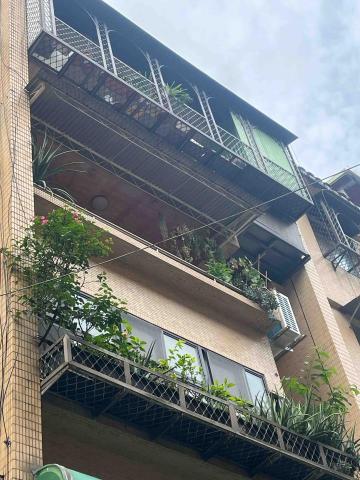 佳昇鋁門窗 - 施工前