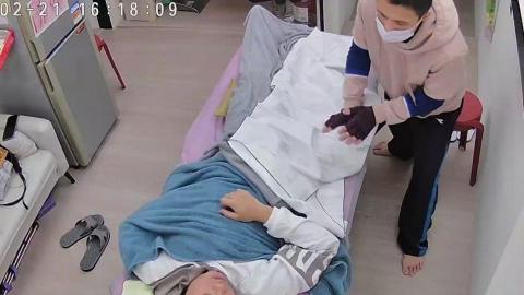 充電站撥筋推拿按摩Body charging station - ⭐本工作室,因考量客人身體上 ，緊繃及不適感,被緩解、放鬆後,舒緩感能維持較長時間,希望能做對客人最有利的調理。 因此「不提供」局部放鬆服 務，只做2小時全身調理保養。造成不便敬請見諒!
⭐通常我都會幫客人在比較緊的部位稍做加強，會看客人身體狀況調整，通常15-40分鐘不等。
要麻煩您後面預留多一點時間哦！