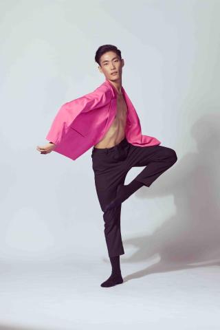 伍哲志 - 2023 焦點舞團《喧宵日夢》_個人形象照