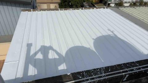 賴冠宇 - 鐵皮上保護漆