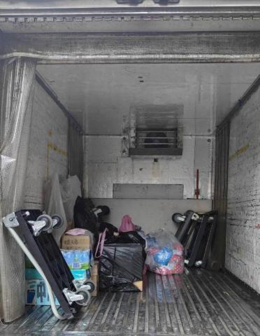 張廣勇 - 畢業展道具物資