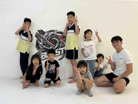 BLASTMMA_FITNESS 暴風格鬥運動館 - 