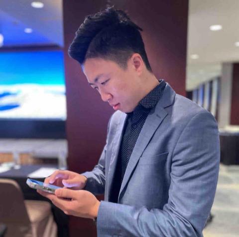 提供家具回收台南服務的專家Dean Wang