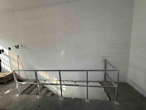 鐵件職人企業社 - 外籍宿舍新增扶手