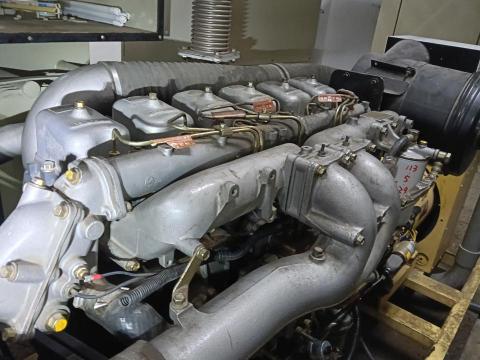 董木裕 - 柴油發電機