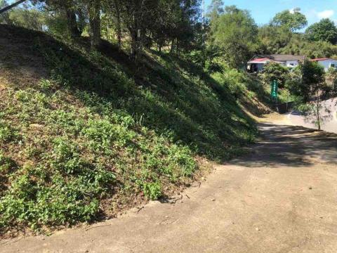 小巴個人工作室 - 