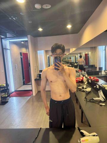 提供170服務的專家Asher