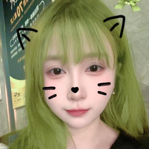 提供刻印章服務的專家蒂依敏