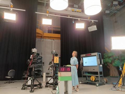 JJ English Tutor - 公視教學錄影