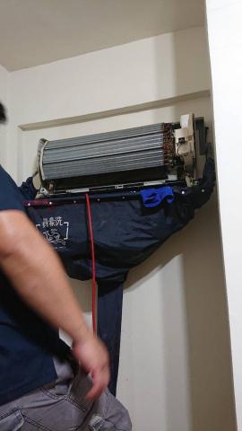 劉祐榆 - 分離式冷氣清洗保養