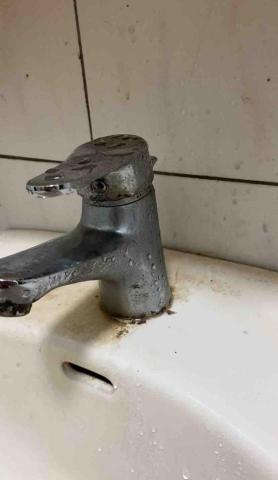 清洗冷氣、洗衣機、清潔、回收 - 清洗前