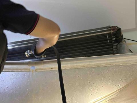 大源Yuan - 清洗作業中