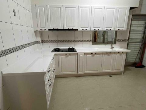 君奇企業有限公司 - 