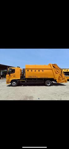 展霆廢棄物清除政府立案合法經營 - 