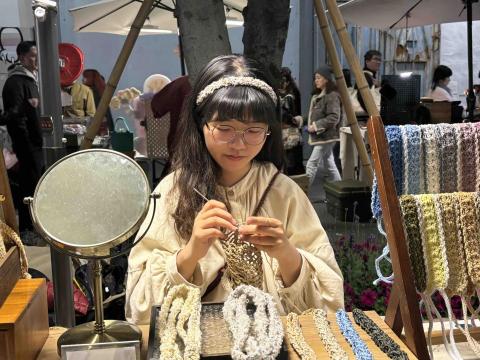 Asteroid小行星編織 - Asteroid小行星編織主理人-溫蒂