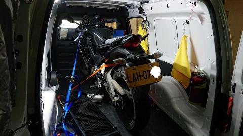 小紀 精緻機車托運 恆溫送貨 - 專車專送 安心不損壞 平價服務歡迎詢價