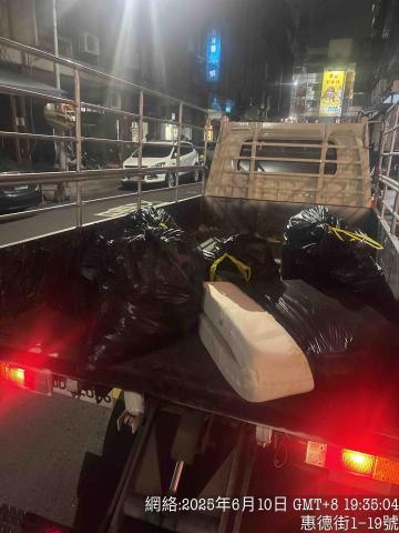 王宥崴 - 一般廢棄物載運