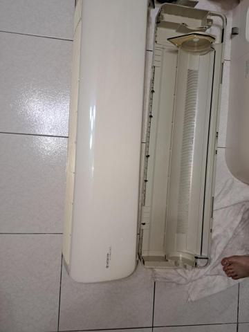 卓越冷氣 - 保養移機內機