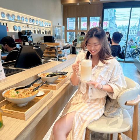 提供工作晚班兼職高雄市服務的專家歐菈