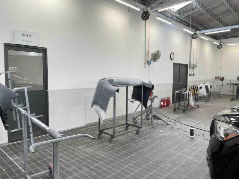 以勒企業社臻至油漆工程 - 台中市西屯區工業路中華賓士室內油漆完工後照片