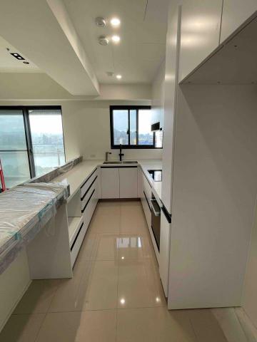 君奇企業有限公司 - 