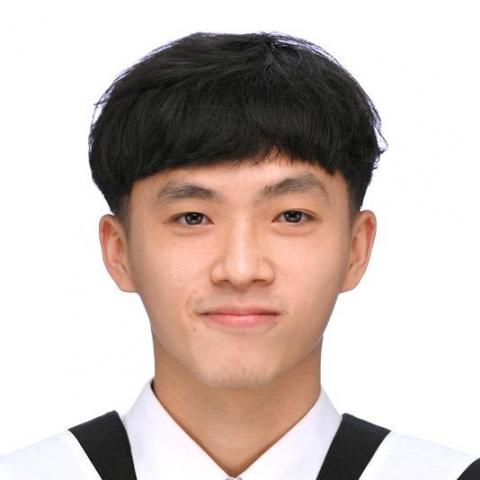 提供中信客服專線服務的專家曾子倫