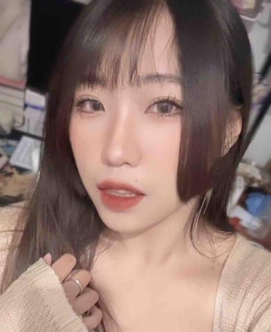 提供社群代操服務的專家怡靜