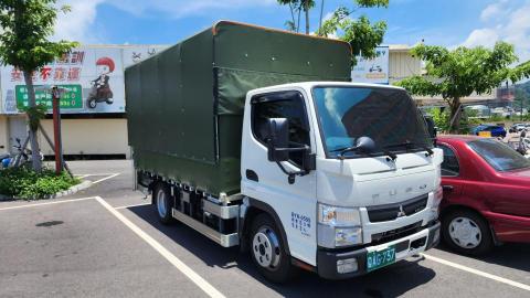 鹿途搬家 - 認明合法立案綠色營業車牌，搬運有保障