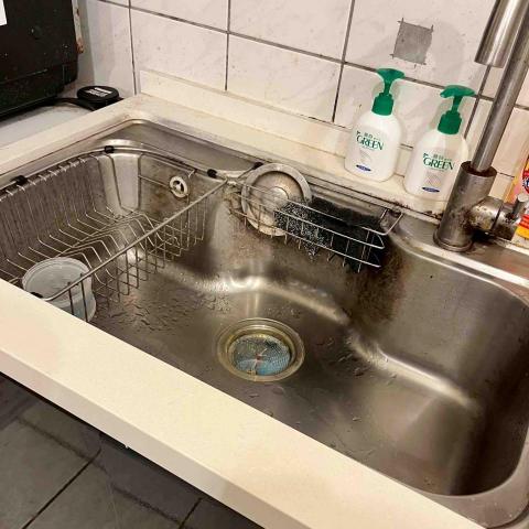 小松鼠清潔🐿️ - 廚房水槽清潔（施作前）