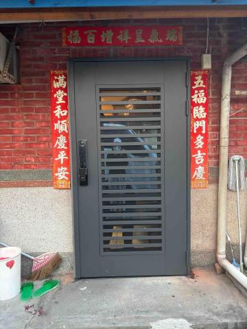 盛原金屬有限公司 - 員林山腳路-房間通風門