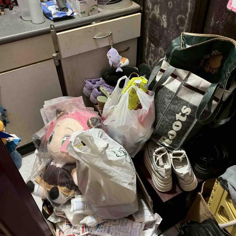 小松鼠清潔🐿️ - 置物整理（施作前）
協助客戶整理堆疊物品