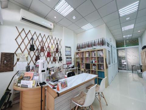 千弦爵士鋼琴音樂藝術 - 優美明亮乾淨的環境 教室為政府立案合法經營