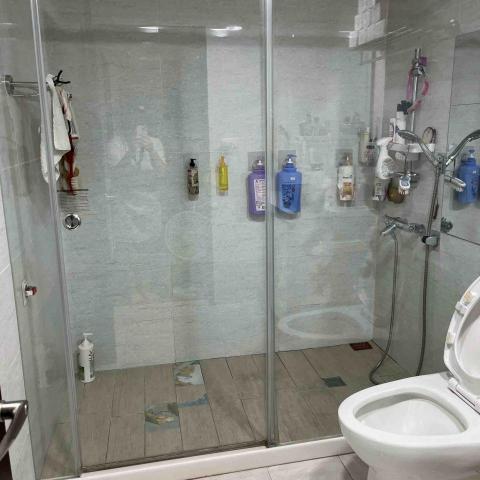 小松鼠清潔🐿️ - 浴室除霉清潔（完成）
經過全面刷洗，已潔淨許多