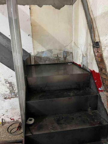 立鑫鋼鋁有限公司 - 