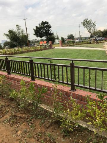 鉅展金屬 - 圍牆欄杆