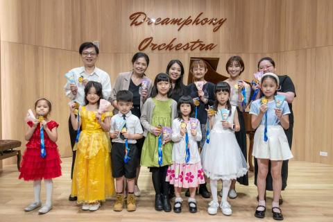 🎵師大碩士長笛鋼琴丁老師🎵 - 2025師生音樂會合照