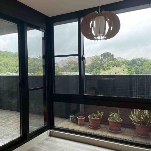 小松鼠清潔🐿️ - 窗戶清潔（完成）
含內外窗、窗框、窗溝、紗窗清洗