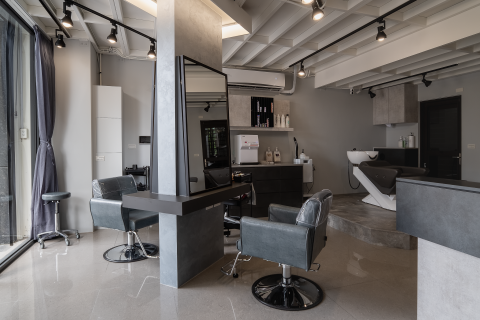 半於。空間設計 - Hair Salon-商業空間設計