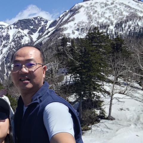 提供erp服務的專家黃世華