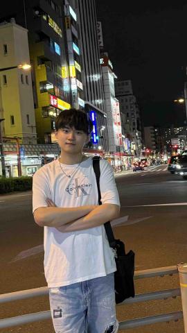 提供內湖社區大學服務的專家陳泓曄